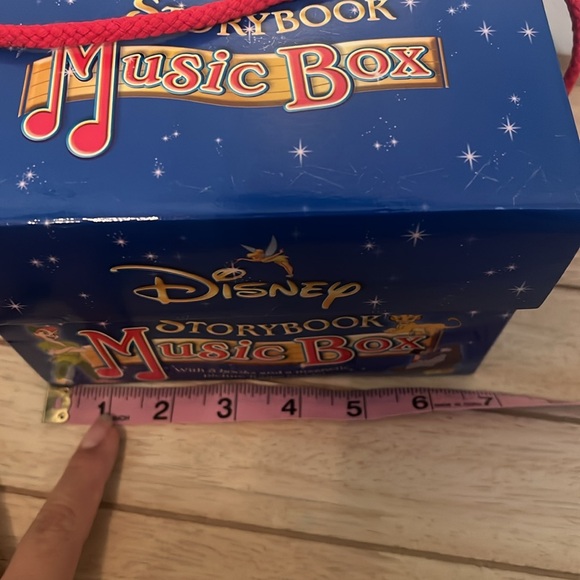 Disney StoryBook Music Box Set📚 - Picture 10 of 12
